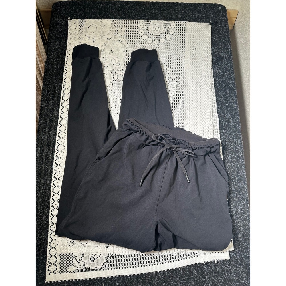 Lululemon Stretch High-Rise Jogger